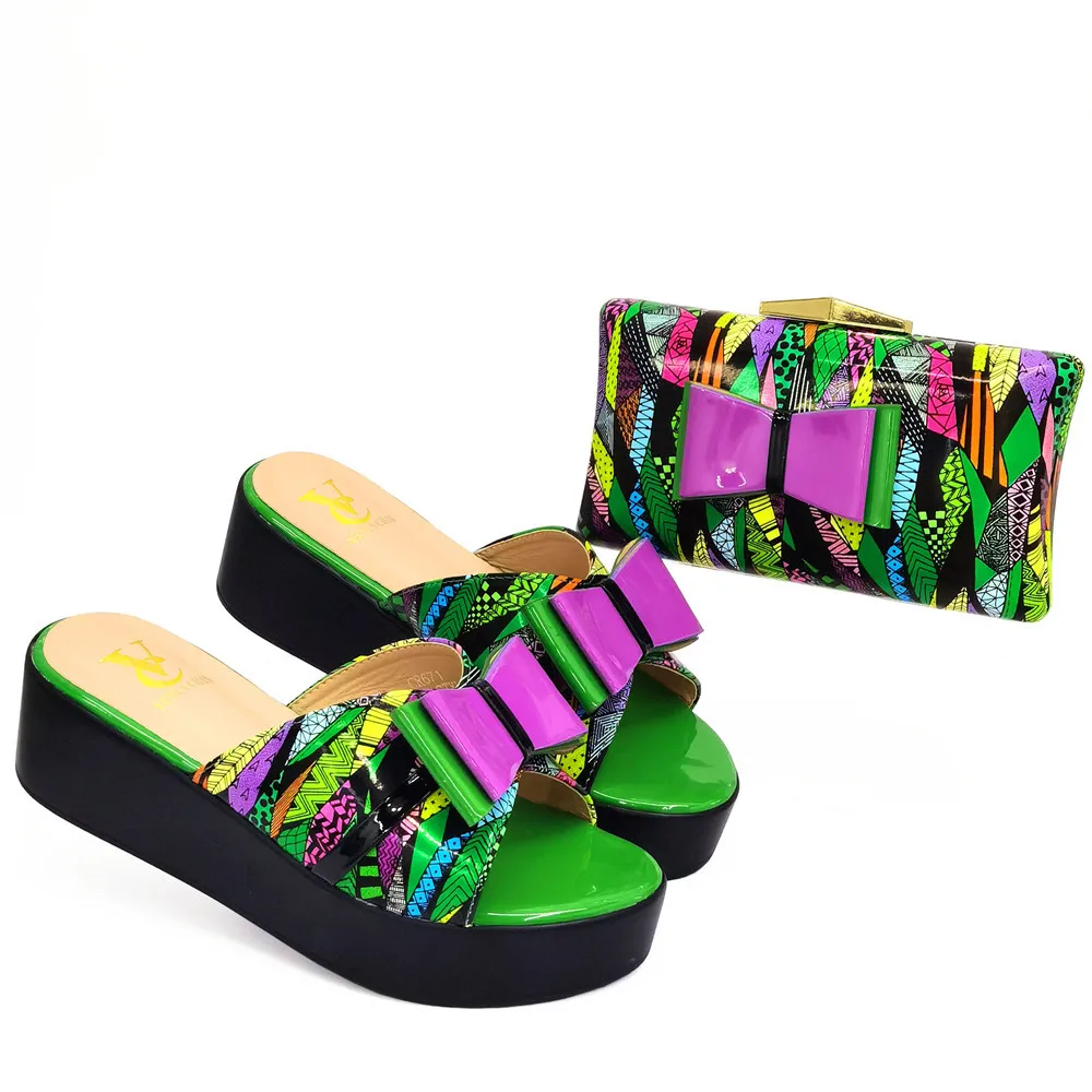 

Round Head Color Pattern Shoe Bag Combination Buckle Thick-soled High-heeled Muffin One-character High-heeled Slippers