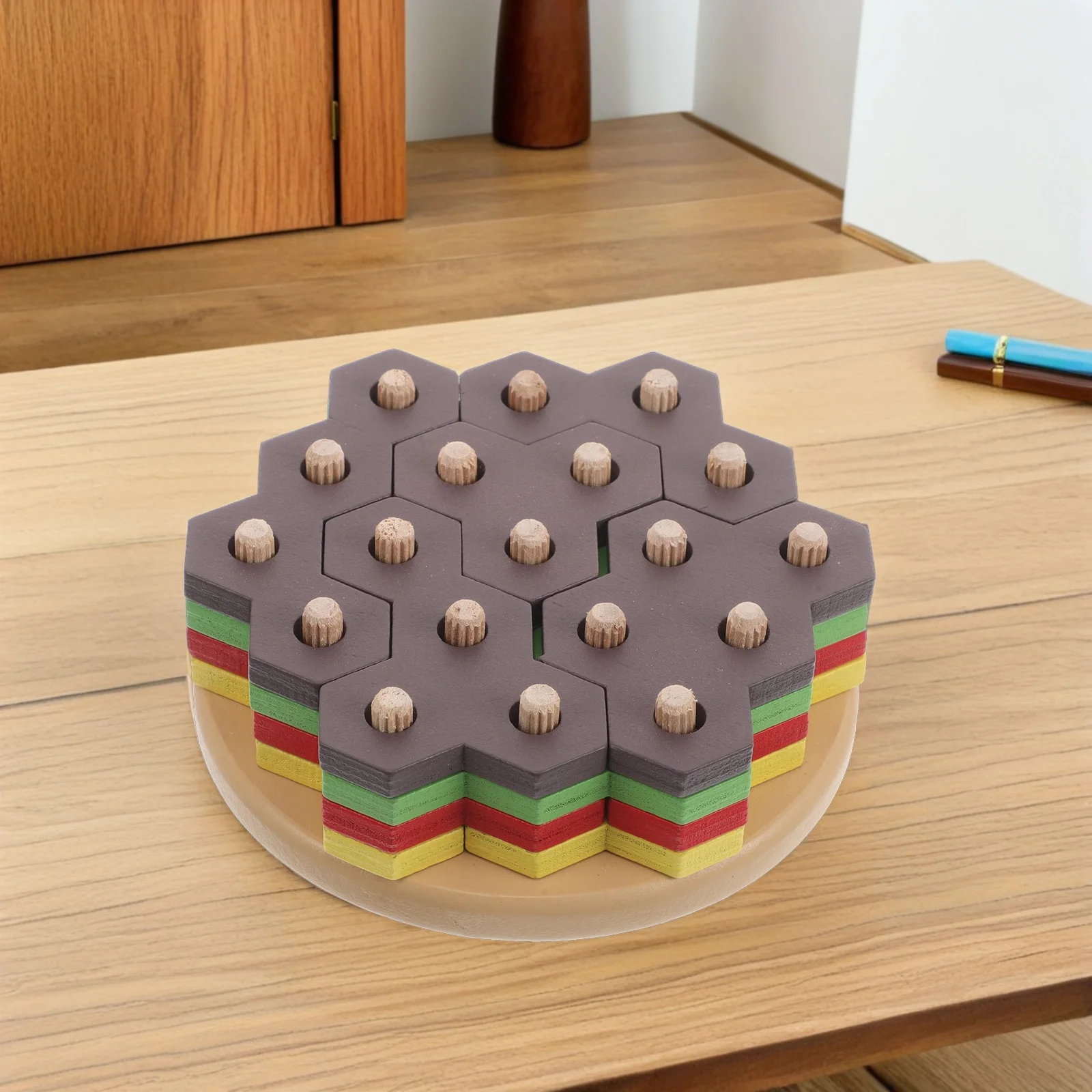 เกมต่อบurgerไม้แบบมอนเตสซอรี่ ฝึกการจับคู่รูปทรงและสี เสริมพัฒนาการกล้ามเนื้อมัดเล็ก ฝึกสมองสำหรับเด็กเล็ก