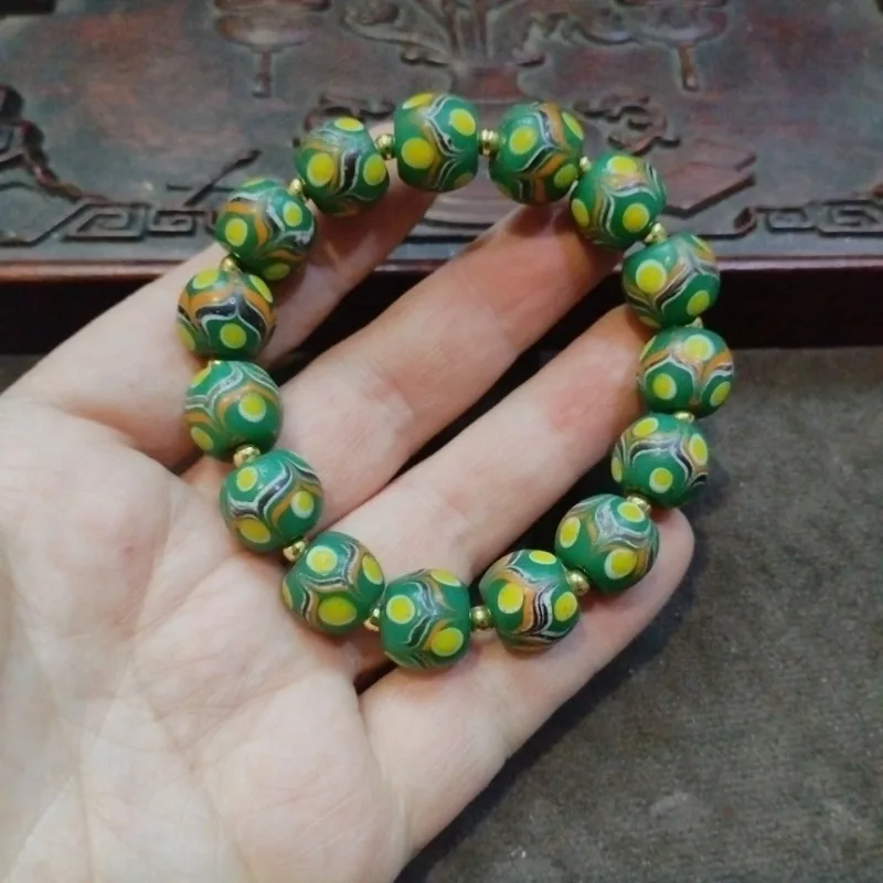 Oriental Vintage Round Matte Green Glass Bracelet With Yellow Eye Swirl Pattern Tribal Spiritual Retro Wrist Jewelry