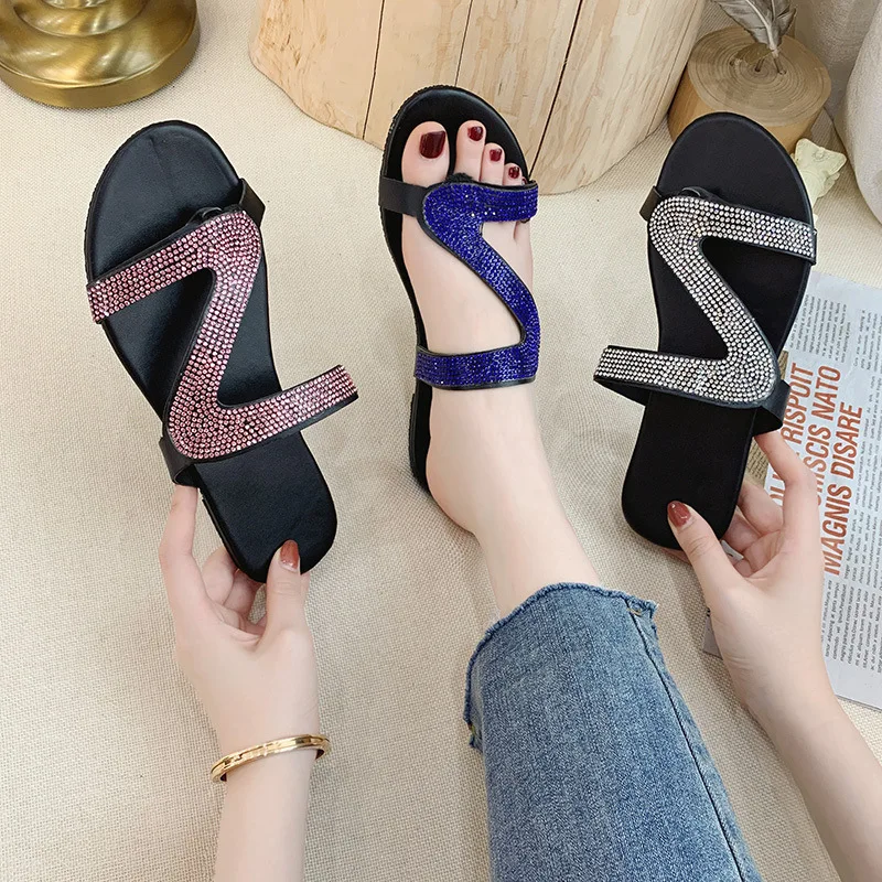 2024 Sexy Women Sandals Fashion Rhinestones Women Slippers Outdoor Beach Flip Flops Comfortable Falt Sandals for Women Plus Size