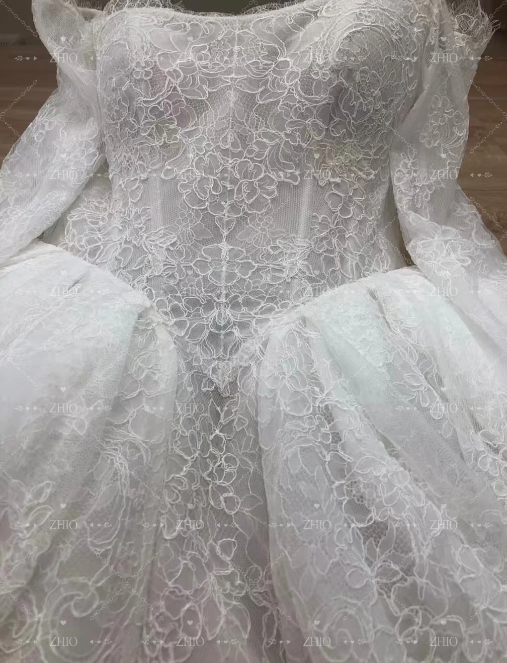 ZHIO Princess Ivory Lace Royal Train Wedding Dress Sweetheart Off Shoulder Draped Fluffy Bridal Gown Customized Robe De Mariée
