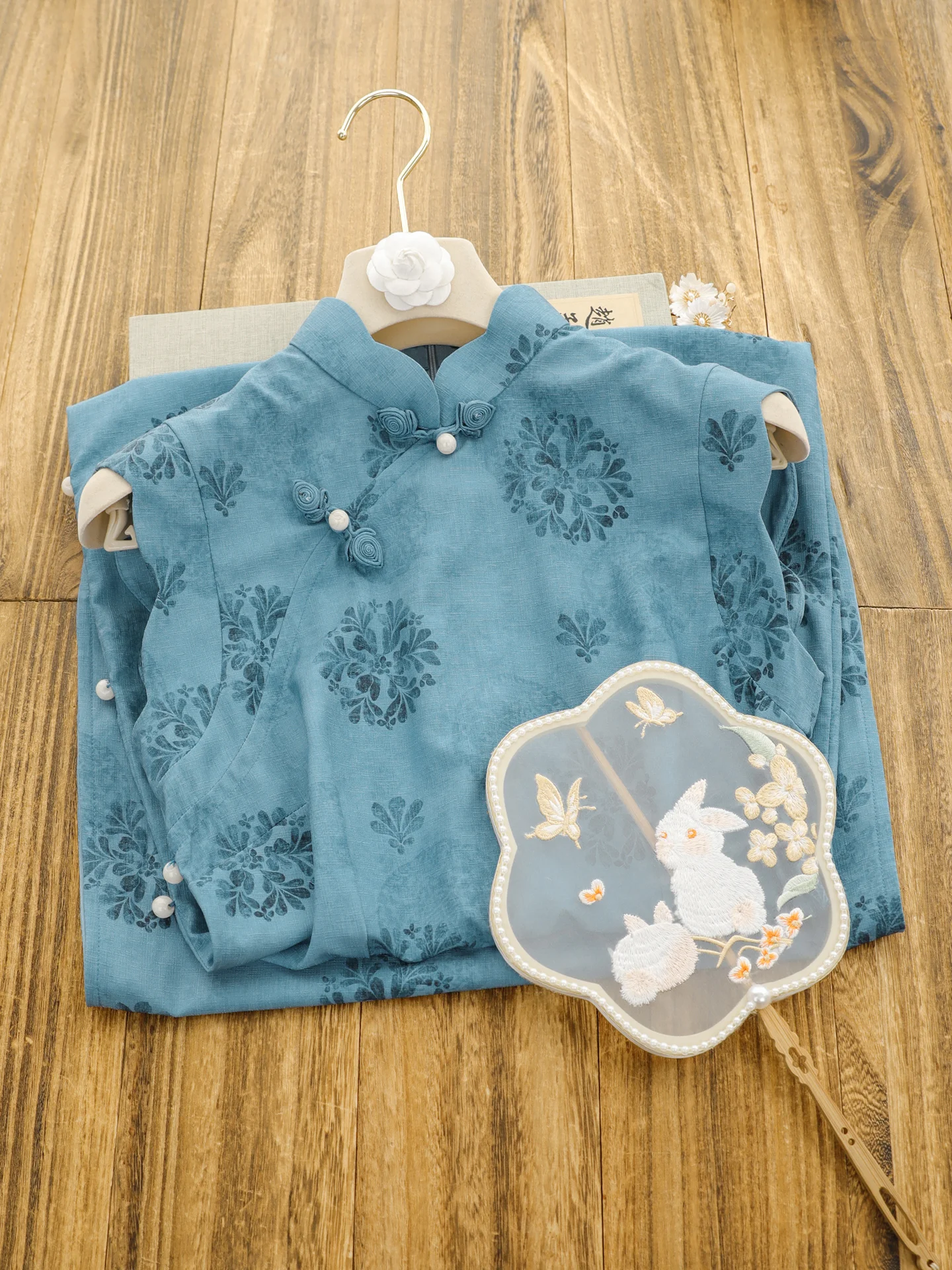 

Blue Young Women's Ele Personali New Chinese Sle Retro Design Daily Wear Spring 2026 Charming Fi Tail Dr