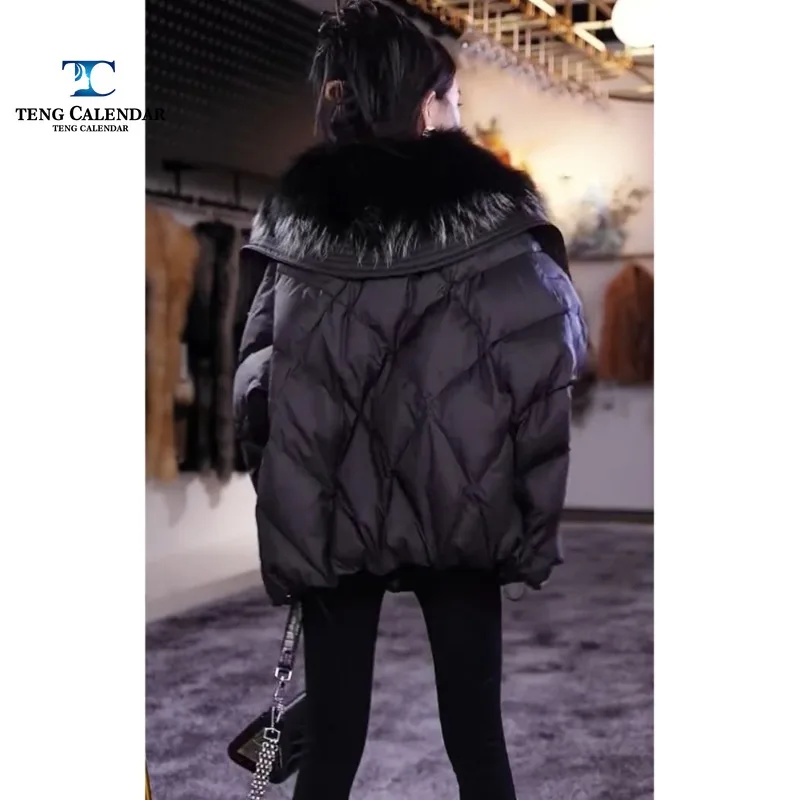 This year's Popular Short Down Jacket, High-end Black Big Fur Collar, White Duck Down Jacket, Women's Winter Collection, New, 20