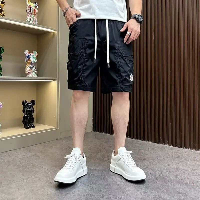 Trendy Men\'s Shorts Korean Harajuku High Street Sports Shorts Fashionable Men\'s Clothing White Pocket Pants Basketball Shorts