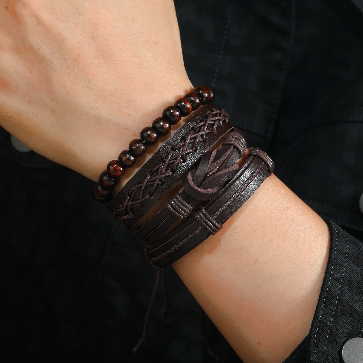 

Vintage Leather Bracelet Men Multiple Woven Bracelets with Brown Wood Beads As Decorative Accessories Drawstring Bracelet