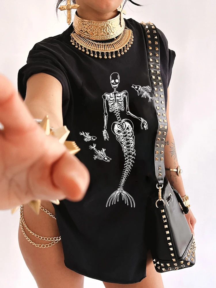 Seeyoushy Mermaid Skull Print Vintage Women T Shirt Side Slit Summer Funny 90s T Shirt Drop Shoulder Short Sleeve T Shirts Tops