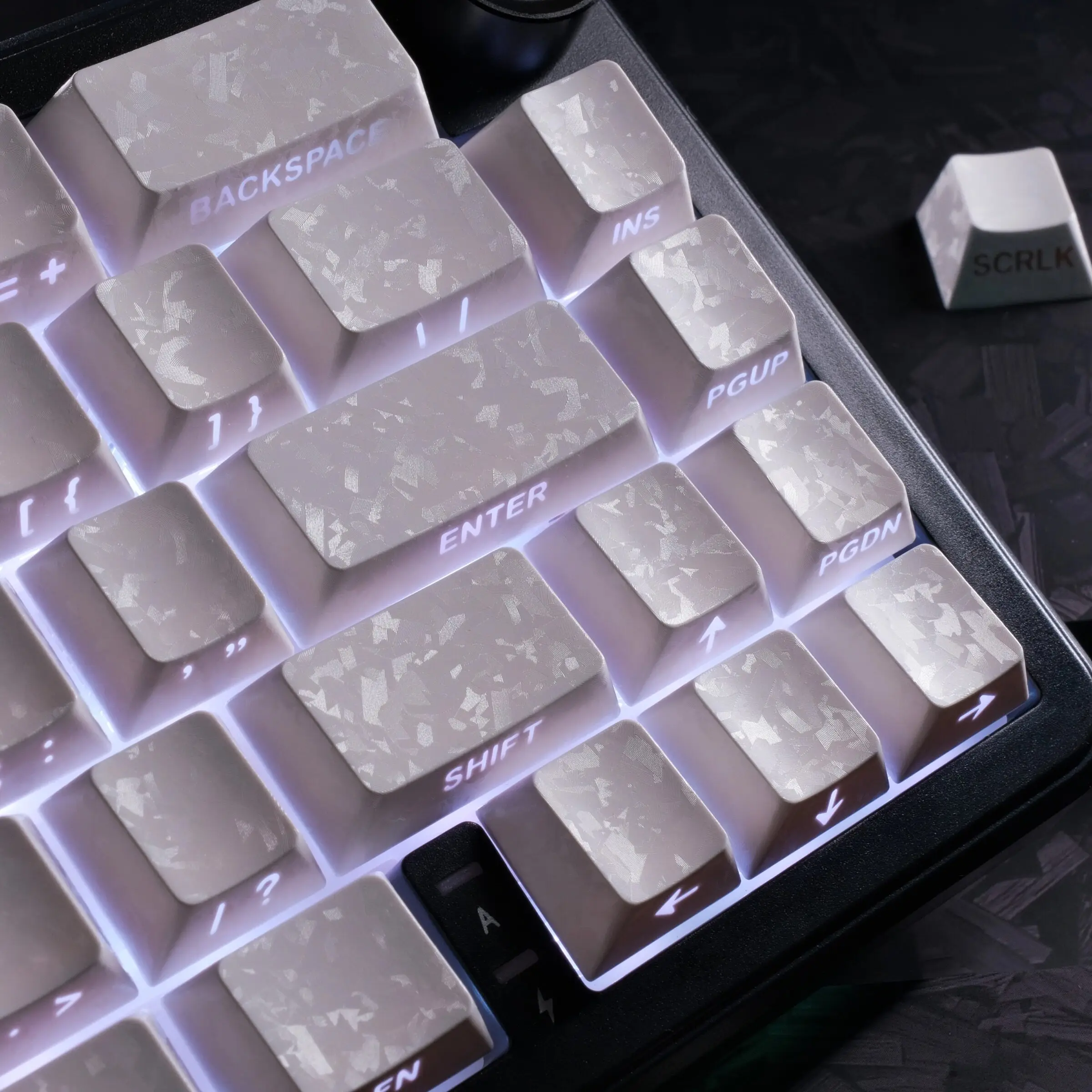 

Side Print Shine Through Key caps Carbon Fiber White Double Shot PBT Keycaps Cherry Profile for MX Switches Mechanical Keyboard