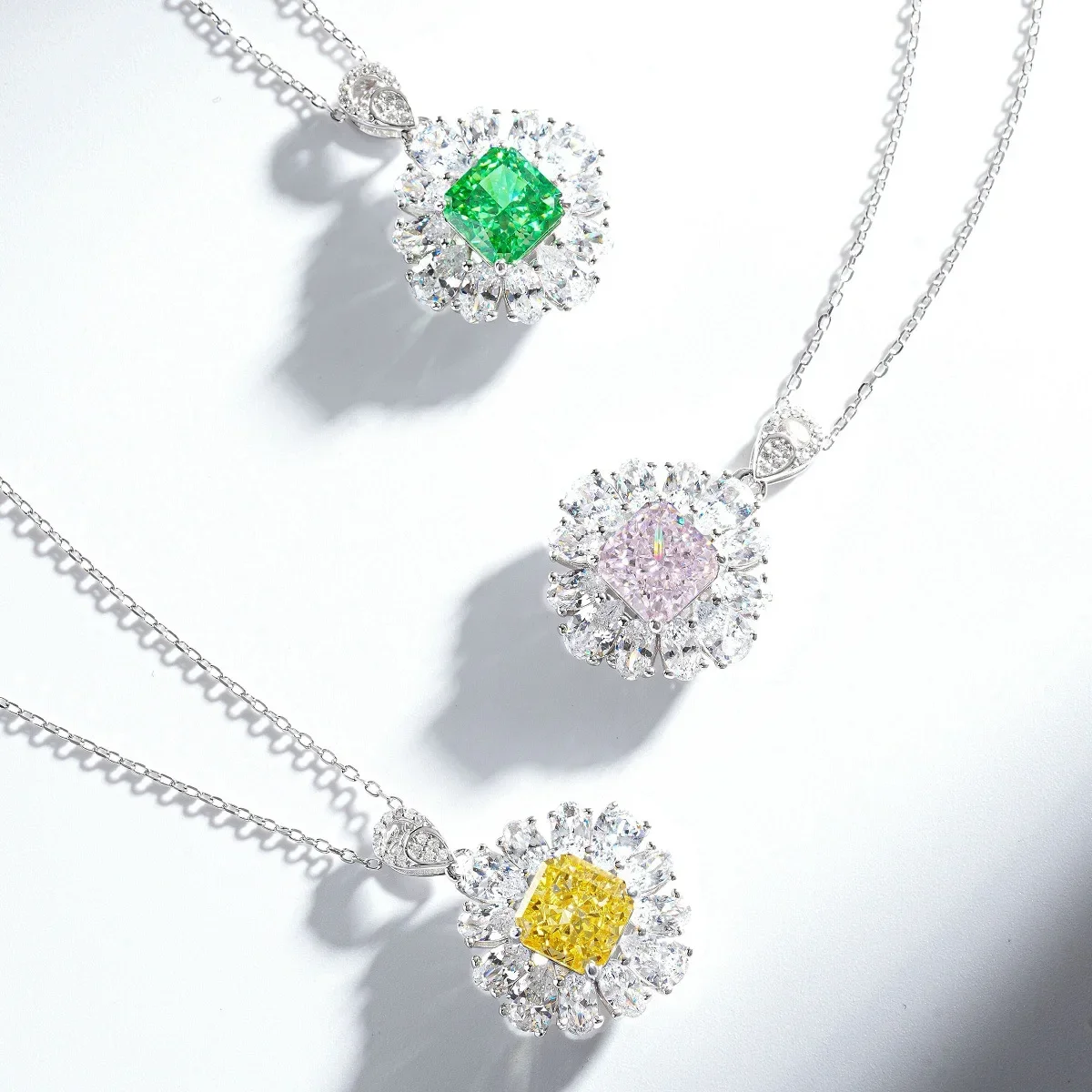 PT950 Platinum Ice Flower Cut Necklace for Women - High-end Diamond Set