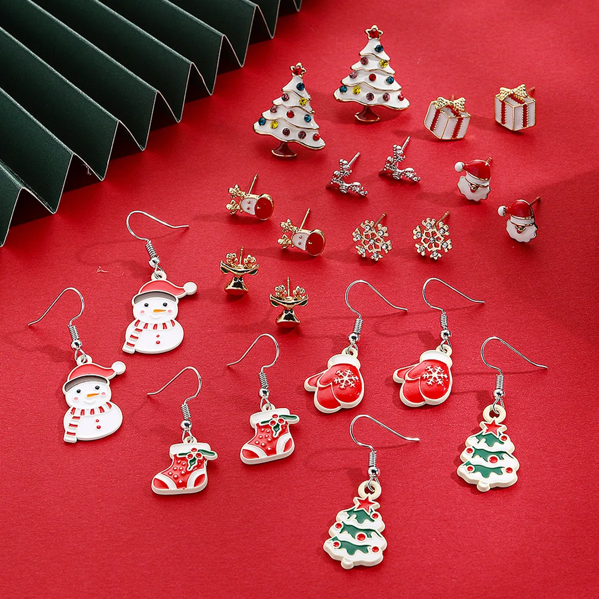 Fashion Christmas Santa Tree Snowflake Snowman Stud Hook Dangle Drop Earrings Jewelry For Women Girls Gift