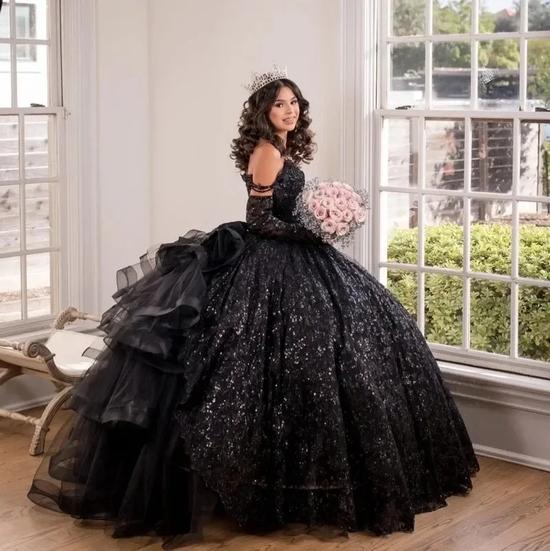 Angelsbridep Abiti Quinceanera con corsetto nero scintillante con lacci con volant per principessa Sweet 16 Abito da festa di compleanno personalizzato