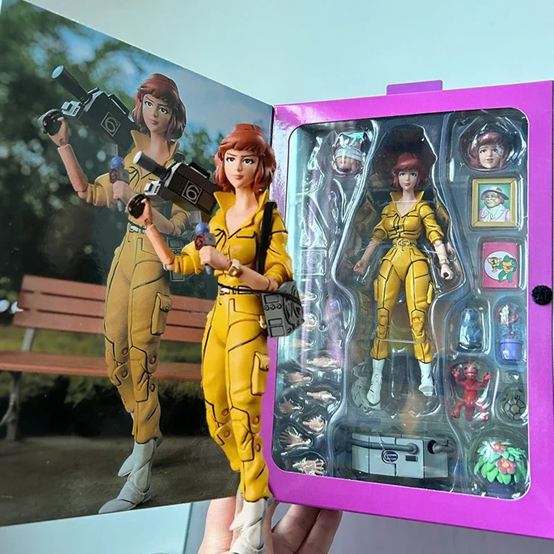 Neca 54233 Yellow Clothes Female Reporter Version 2.0 Figure Tmnt Action Figurine GK PVC Statue Collection Model Toy 7