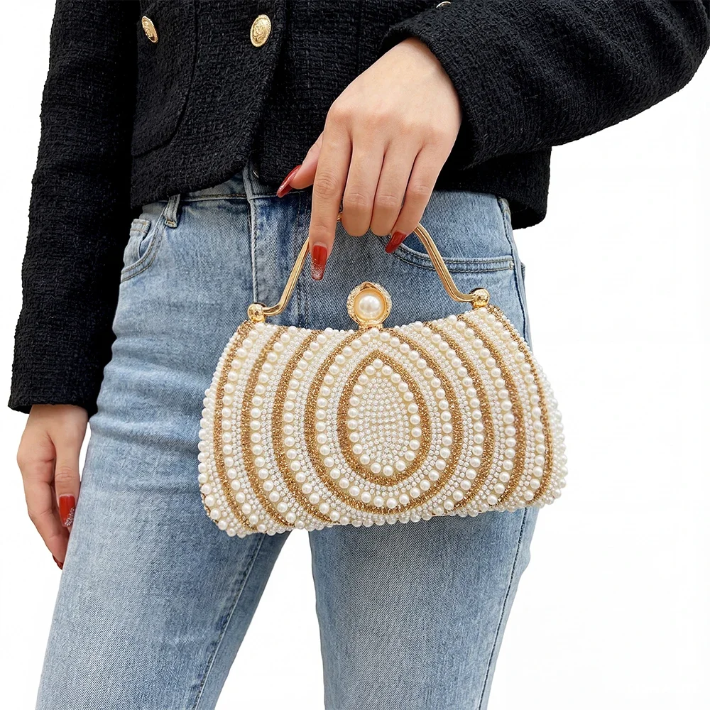 女性の新しいファッションアクセサリーイブニングバッグパールハンドヘルドチェーンショルダー財布収納袋口紅香水携帯電話用
