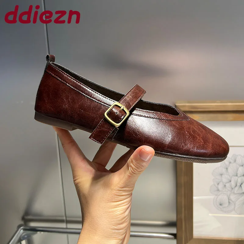 

Модные женские туфли Мэри Джейн на плоской подошве с пряжкой и ремешком, мягкая женская обувь на мелкой подошве, женские балетки с круглым носком, 2025 г.