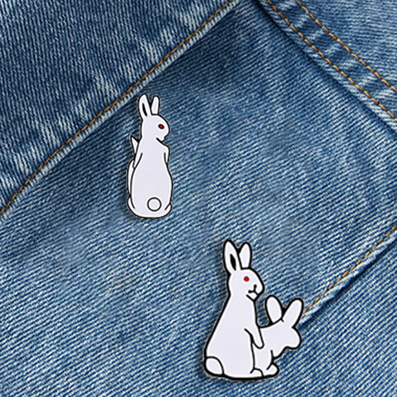 Evil White Rabbit Brooch Pins Cartoon Animals Bunny Lapel Enamel Pin Denim Jackets Clothes Button Badge Funny Cute Jewelry Gifts