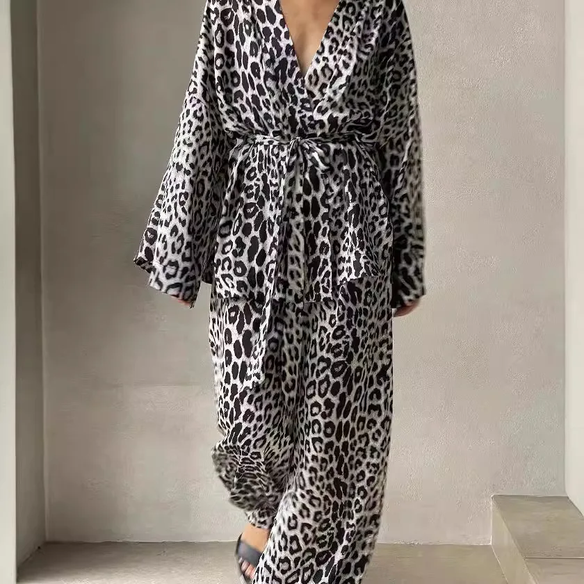 Summer Fashion New Elegant Women's Two Piece Set Loose Waist Leopard Pattern Robe High Waist Wide Leg Pants Two Piece Set