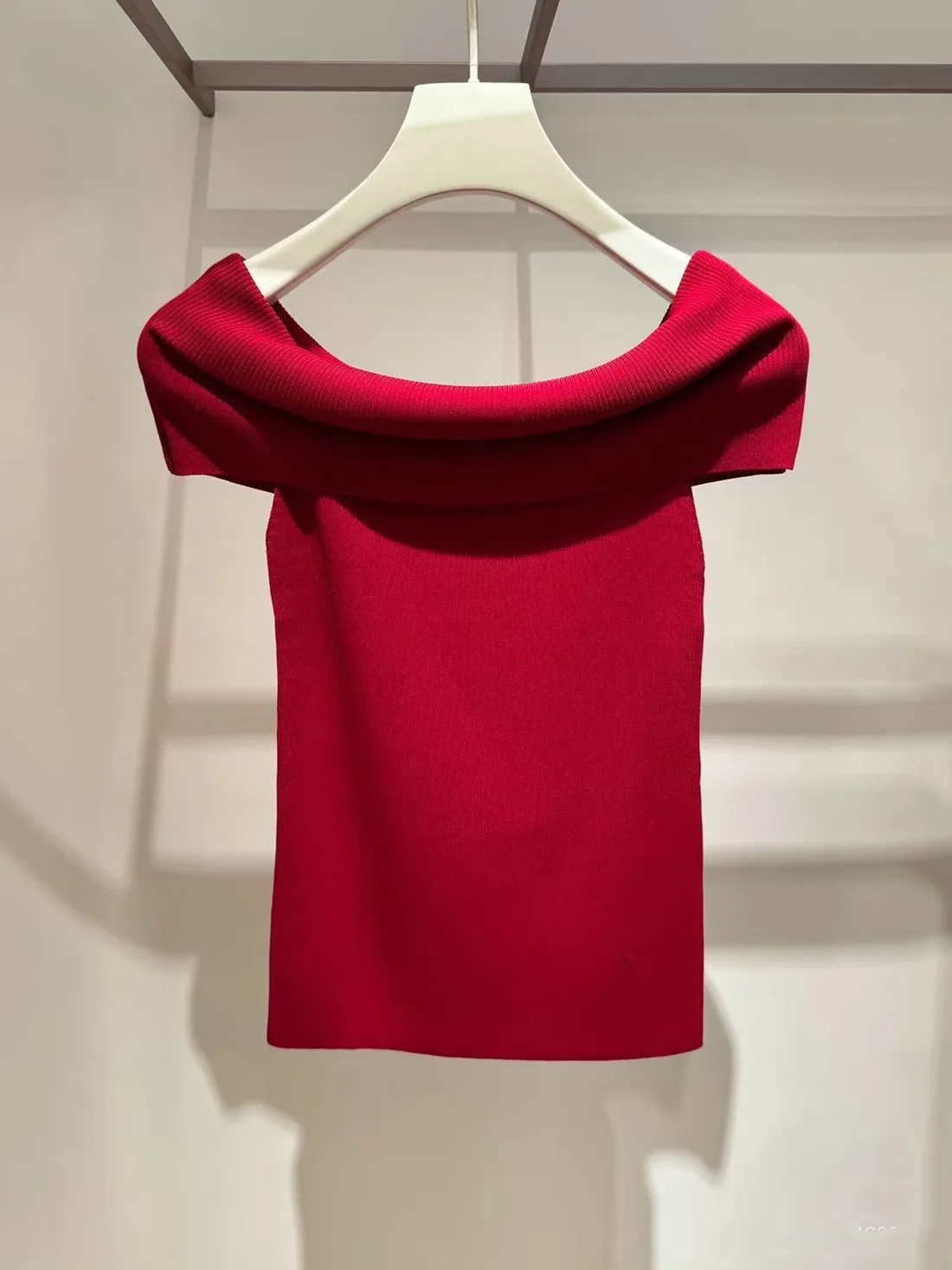 High-End Version European Style Spring Summer Striped Knitwear Women's Slim Fit Sexy One-Shoulder Top Quality Fashionable