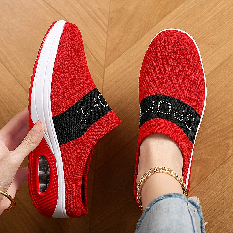 

Новые летние женские тапочки, сетчатые уличные тапочки с закрытым пальцем, женские удобные повседневные кроссовки на танкетке для прогулок на открытом воздухе