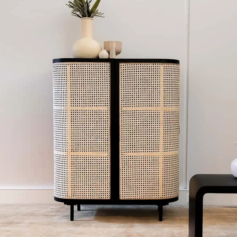 

Тканый шкаф из ротанга в скандинавском стиле, шкаф для столовой из цельной древесины в стиле ретро для гостиной, домашний шкаф для чая и воды из необработанной древесины