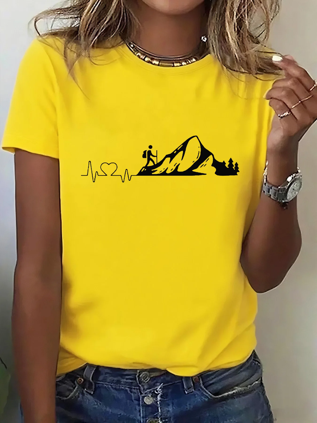 Outdoor Hiking  Pattern Printed Round Neck Design Nature Enthusiast Gift Hiking Accessories Landscape Printed Women's T-shirt