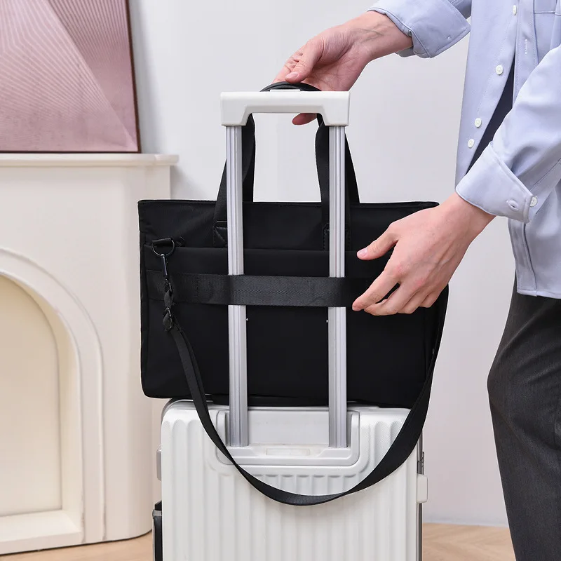 Men's Oxford fabric durable carry-on briefcase for business documents, large capacity, water-resistant, single shoulder bag
