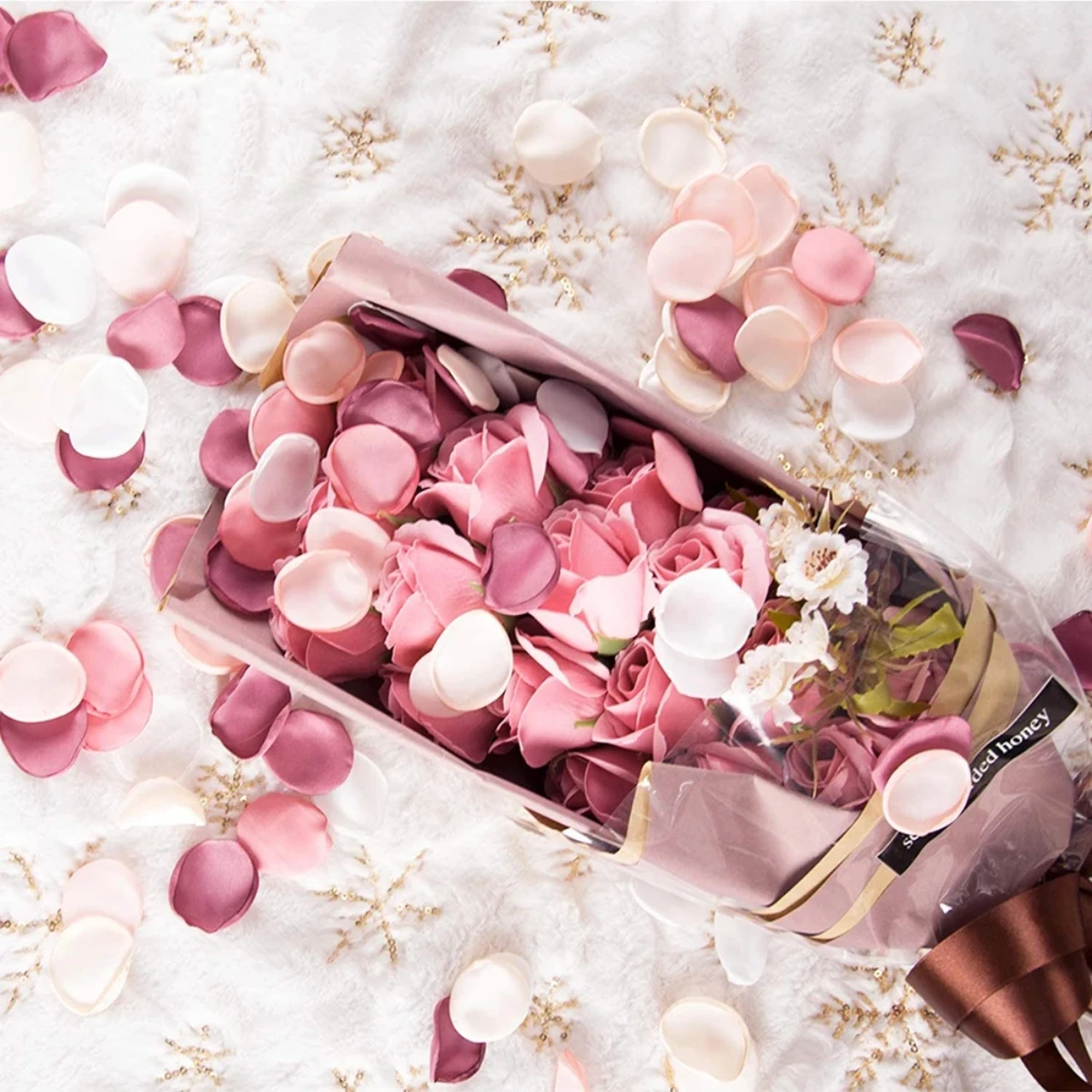 100Pcs Silk Simulated Rose Petals Handmade Flowers Marriage Wedding Valentines Day Artificial Rose Petals Party Table Decoration