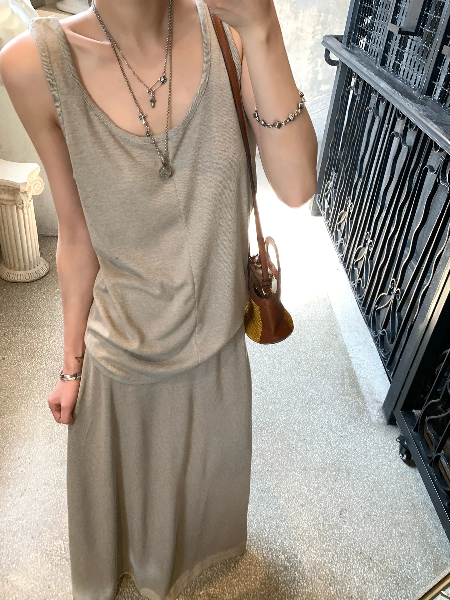 

GV Big Brother Lazy Person's Loose Fit Cotton U-Neck Vest And Skirt Set Spring New Style Women's Versatile Fashion Ensemble