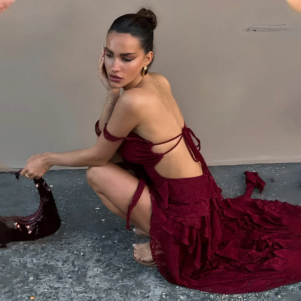 2023 Sommer neues würziges heißes Mädchen-Stil-Spitze-transparentes unregelmäßiges Kleid rückenfreies trägerloses Kleid mit asymmetrischem Saum-Partykleid