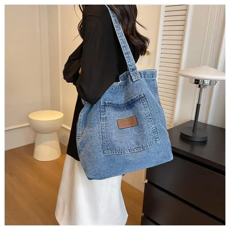 Designer-Handtasche aus Denim, luxuriöse Designer-Tragetasche, modische Clutch-Taschen, einfarbige, schlichte Damen-Handtaschen für den täglichen Gebrauch, 202 – Detail 14