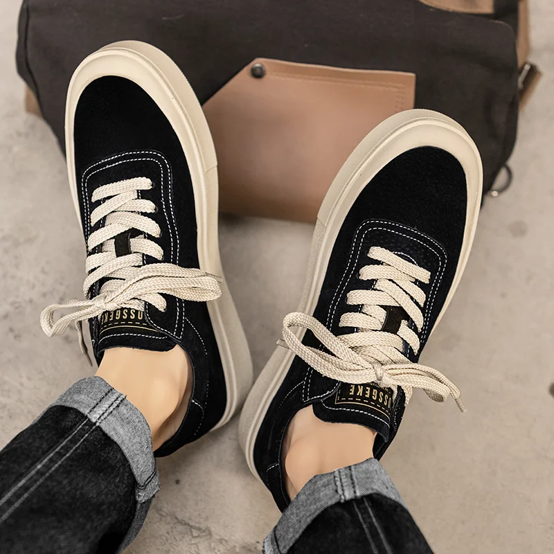 Genuine leather Original Skateboard Shoes Men Fashion Sneakers Men Streetwear Suede Platform Shoes Men Designer Skate Sneakers