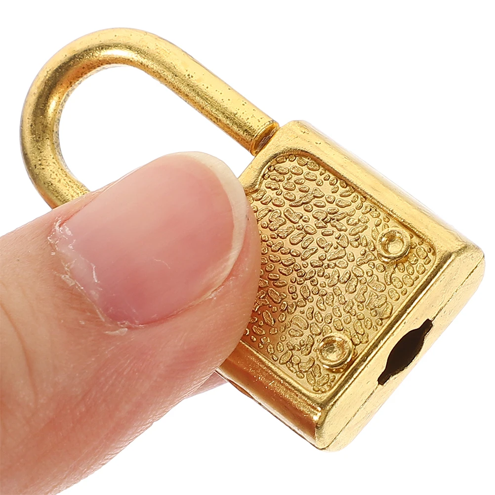 

3 set Pirate Treasure Box Game Props Lockable Plastic Decorative Padlock Latch Mini Locks Wooden Box Cabinet Padlock Set Drawer
