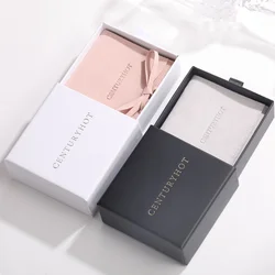 50 zestawów pudełek z biżuterią 6 × 6cm i woreczki na biżuterię, niestandardowe wytłoczone Logo, spersonalizowanych pudełek małe opakowanie kartonowych i toreb Christma