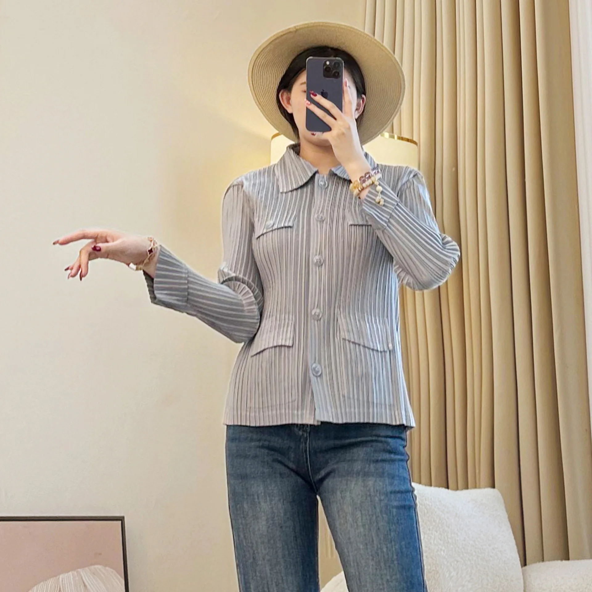 Camicia autunnale Miyake Nuova giacca a pieghe da donna Camicia di nicchia dal design monopetto da donna Top corto con temperamento