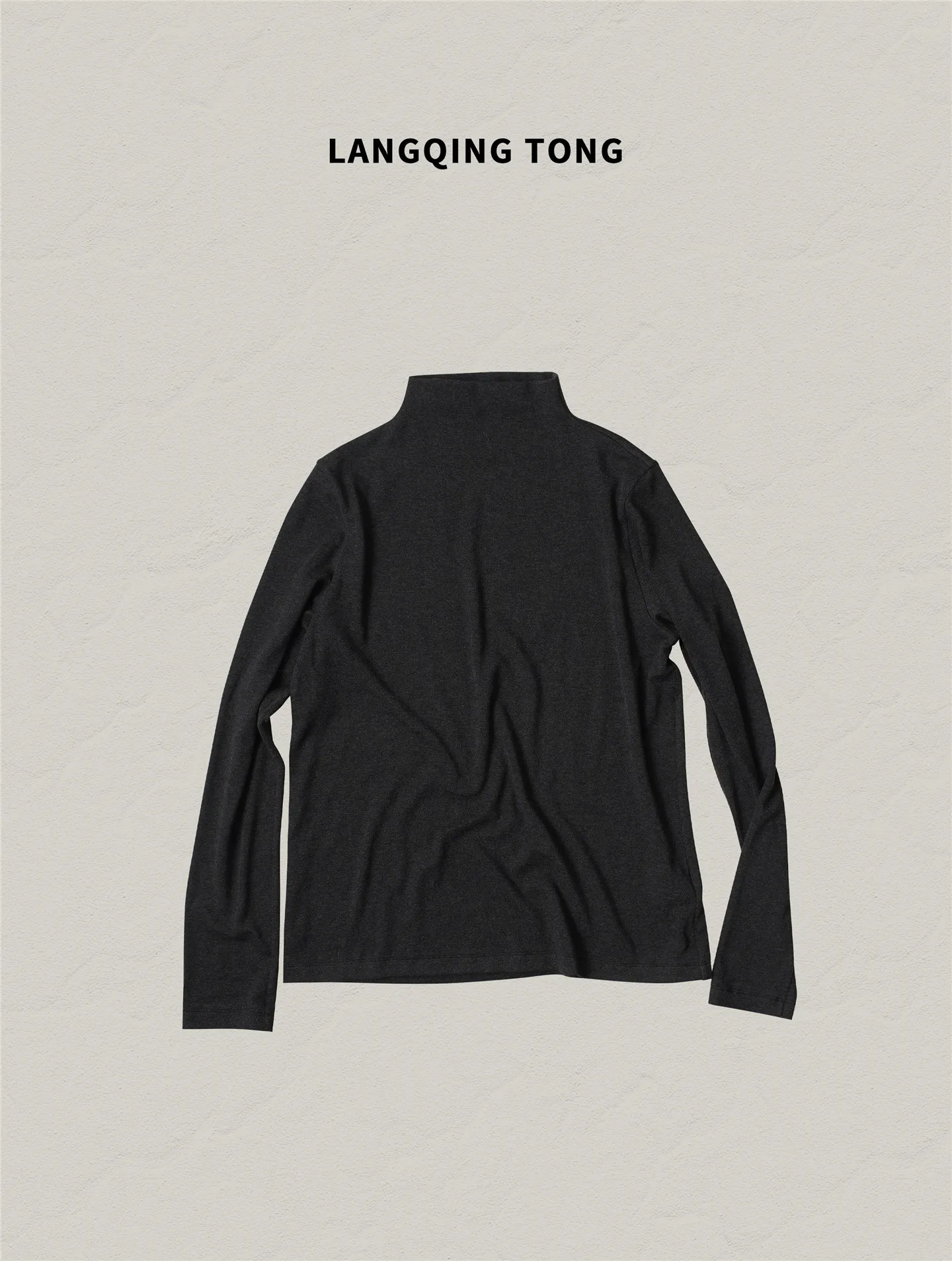 

Повседневная женская футболка из смесовой шерсти с высоким воротником, новая коллекция Зима 2025, стильный дизайн в стиле Чжоу Сяоя, простой крой