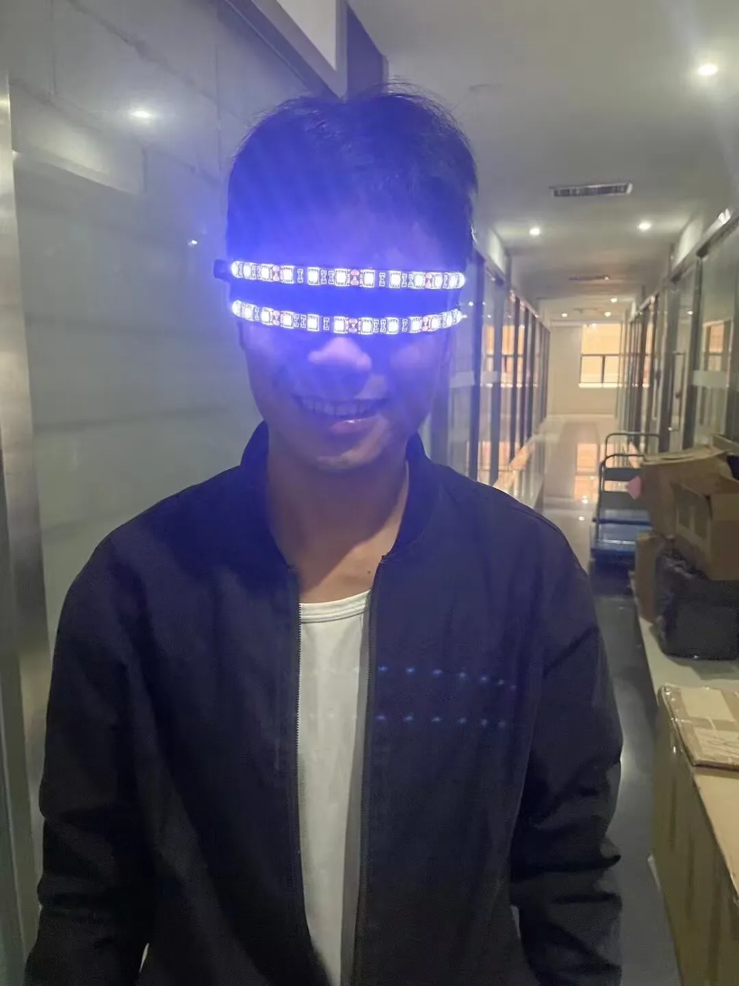 Fluoreszierendes silbernes Tanzkostüm, Kunstleder, Fliegenschulter-Body mit Shorts, Sänger, Team, Gogo, Bühnenaufführungskleidung