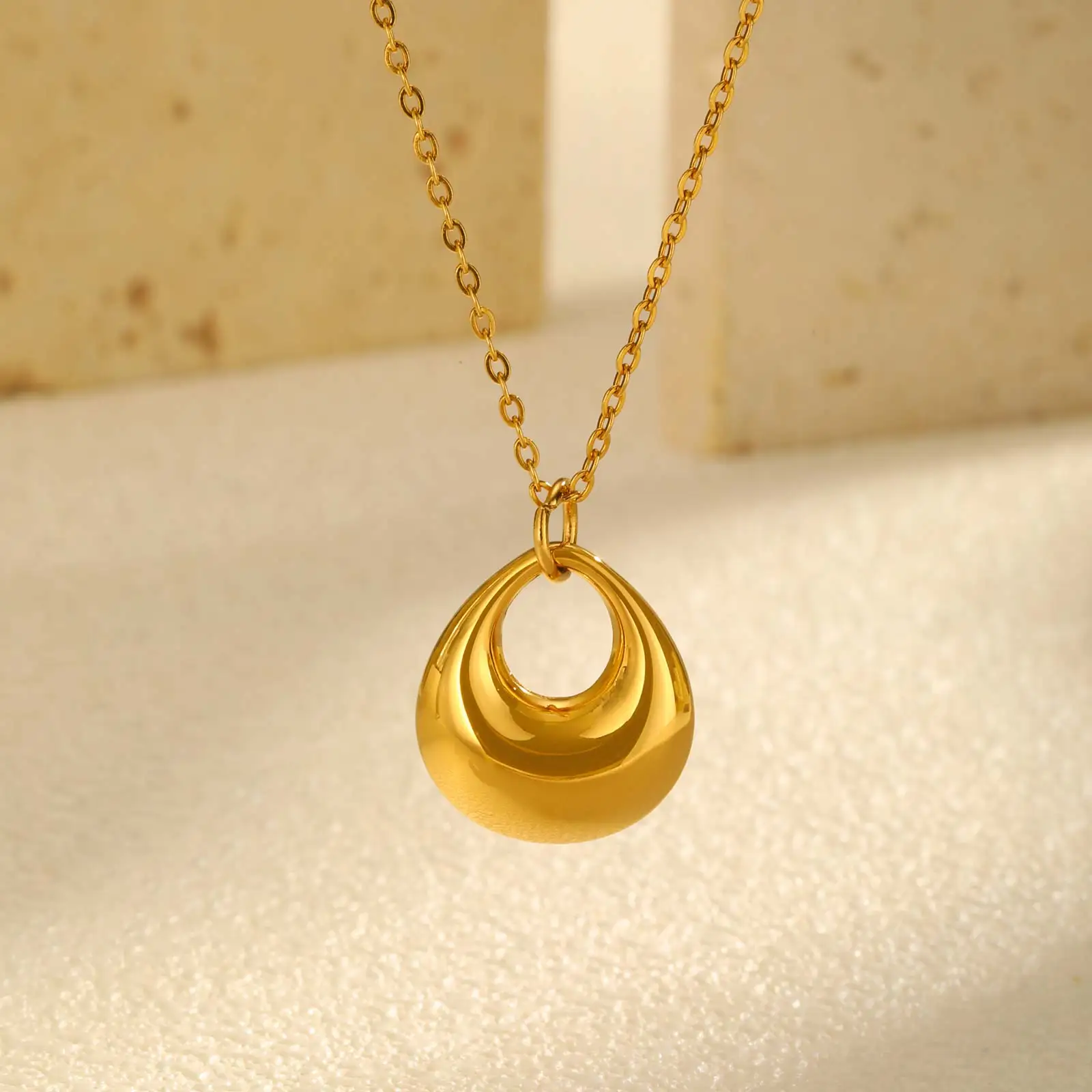 Stainless Steel Geometric Pendant Necklace for Women,18K Gold Plated Waterproof Necklaces,Chic Jewelry Gifts