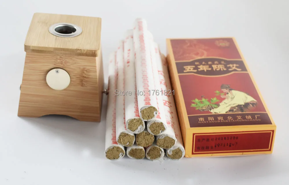 Moxibustion box with a bit cold single-arch moxa roll moxibustion apparatus of department of gynaecology wooden moxibusti