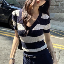 Cable Knit Short Sleeve Sweater Women Slim Fitted V-neck Knitted Top Pullovers Summer Basic Outfit