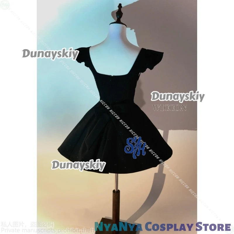 ชุดคอสเพลย์มิซิ ตัวละครเอเลี่ยน จากอนิเมะ ชุดใหม่สำหรับฮาโลวีน ชุดเดรสสีดำเล็กๆ สำหรับการแสดงบอลรูม ชุดยูนิฟอร์มกระโปรงสั้นเซ็กซี่สไตล์โลลิต้า กอธิค ฮาโลวีน