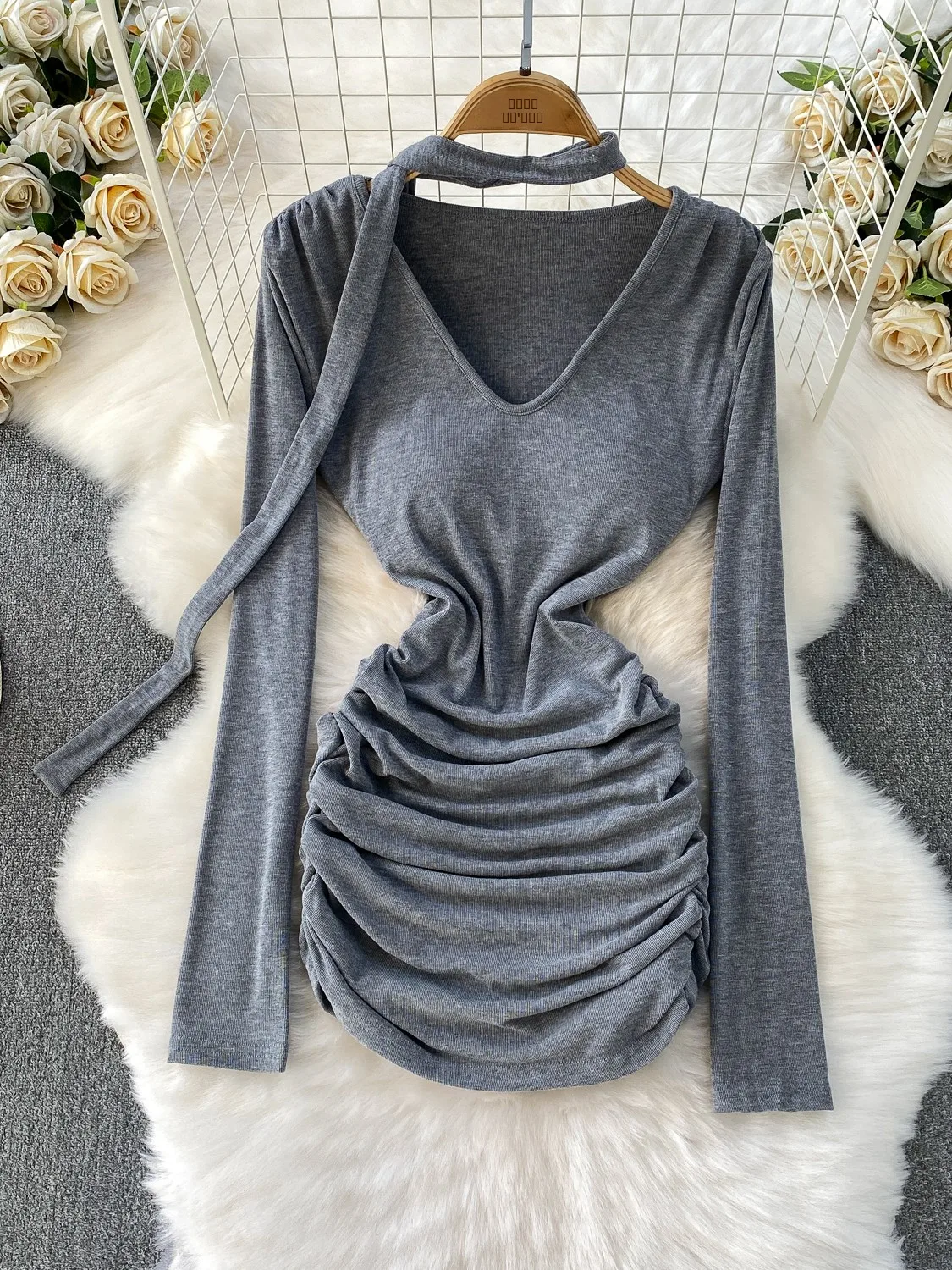 

Sexy V-ne Knitted Dr Women's High-waisted ort Skirt Folded Ne Hanging oulder Dr Slimming Bodycon Long Sve Dr