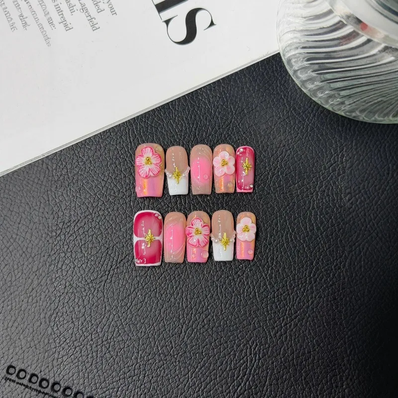 10 pièces ongles roses nus faits à la main 3D sculpté à la main presse florale sur les ongles français peint à la main Design perles de luxe Style épicé faux ongles