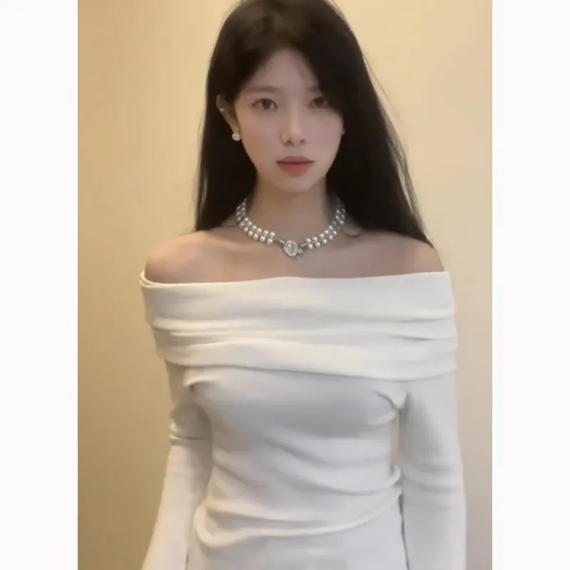 

Женские пуловеры: темно-синий, красный, алый, рубиновый, гранатовый, бордовый, винный, ягодный, вишневый, малиновый, клубничный, клюквенный 2026