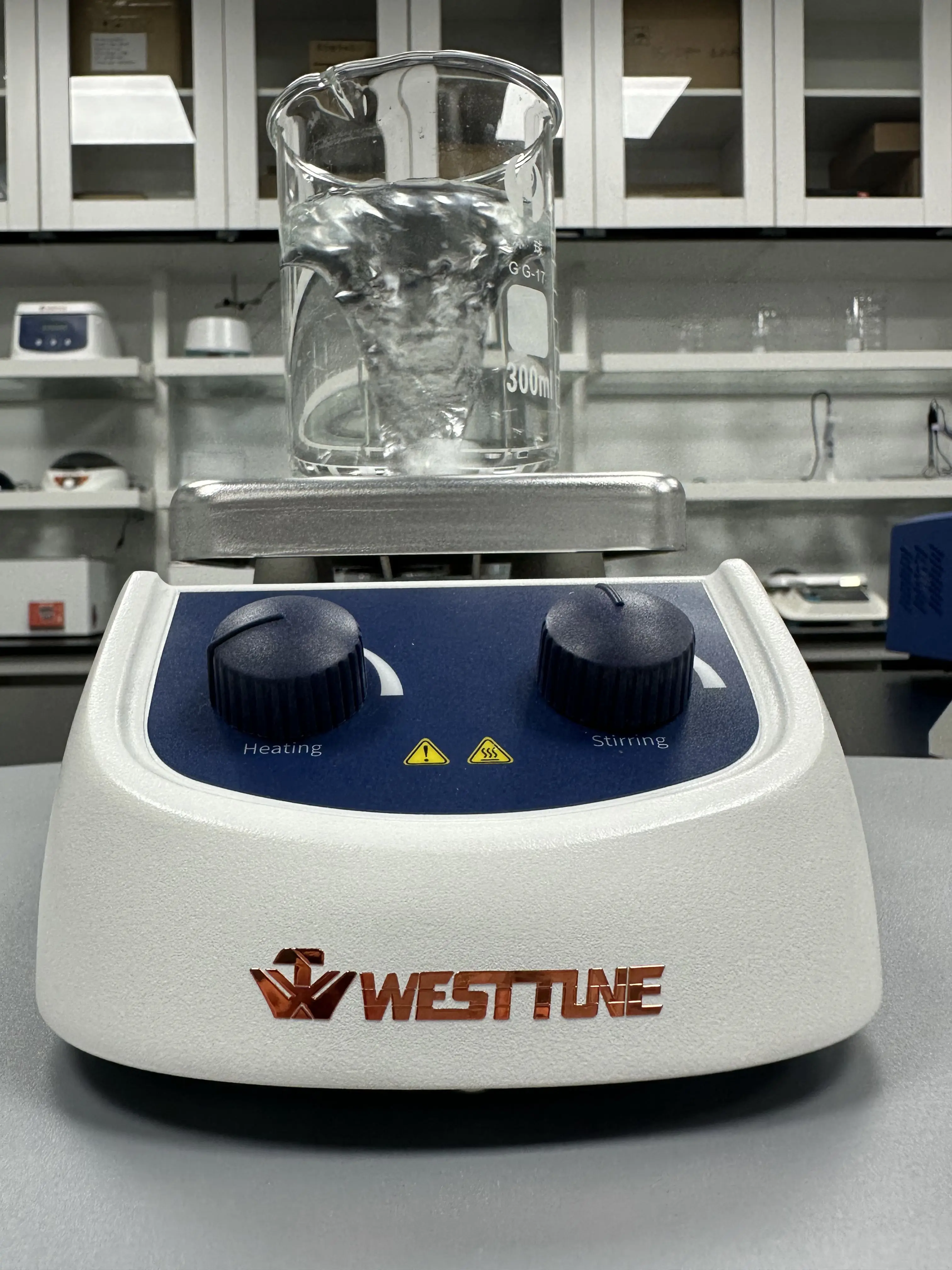 WESTTUNE OEM economico Cina 380C agitatore miscelatore magnetico con piastra riscaldante da laboratorio con buon prezzo