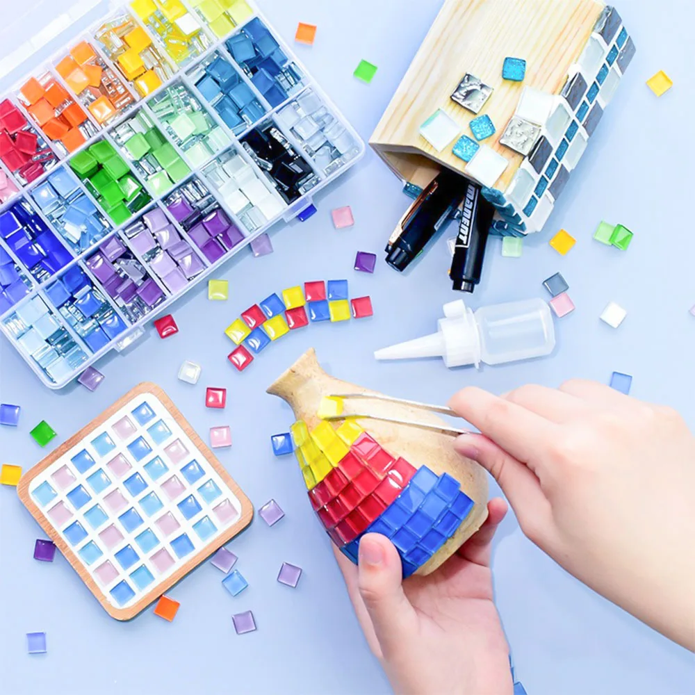 50 Stück 1 x 1 cm kreative Mosaik-Stücke in verschiedenen Farben, Kristall-Mix-Farboption, DIY-Untersetzer, Vase, Tassen, handgefertigte Mosaik-Zubehör