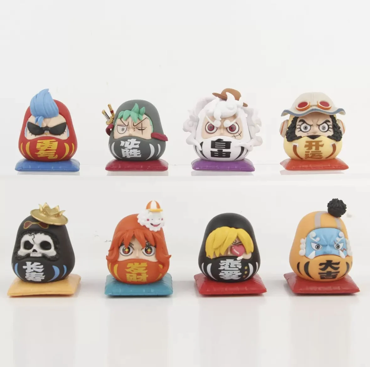 

Q Version Hot Selling Cute One Piece Figurine Blessing Series One Piece Luffy Nami Solon Twist Egg Toy Desktop Ornamentnts