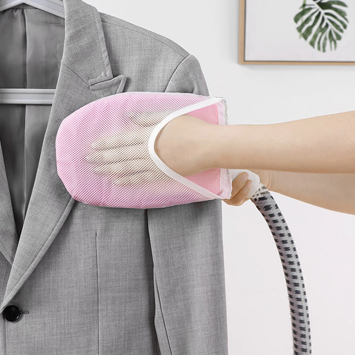 

1pc Thickened Anti-Scalding Anti-Scalding Glove Heat Resistant Glove For Steam Ironing Home Hotel Use