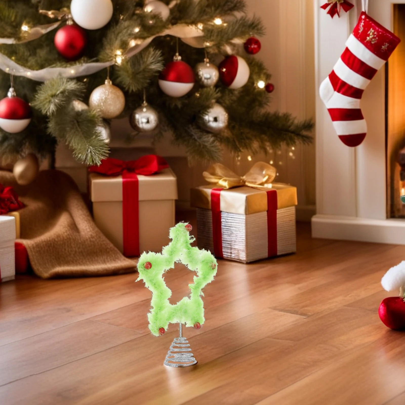 

Green Tree Topper Star Cute Metal Xmas Tree Topper for Christmas Decoration Festive Holiday Home Office Party Decor