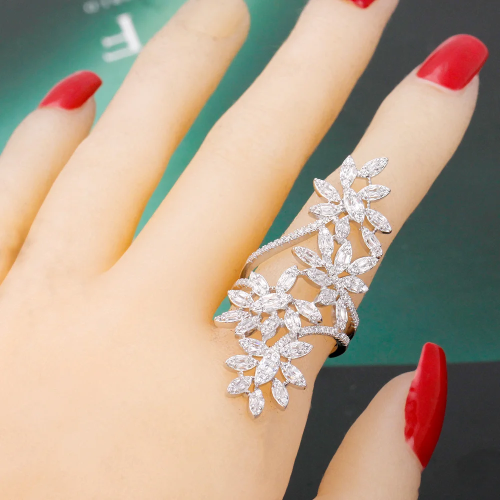 BrideTalk Hot Selling New Fashion Leaf Shape Flower Open Ring Women's Wedding Engagement Holiday Jewelry 2022