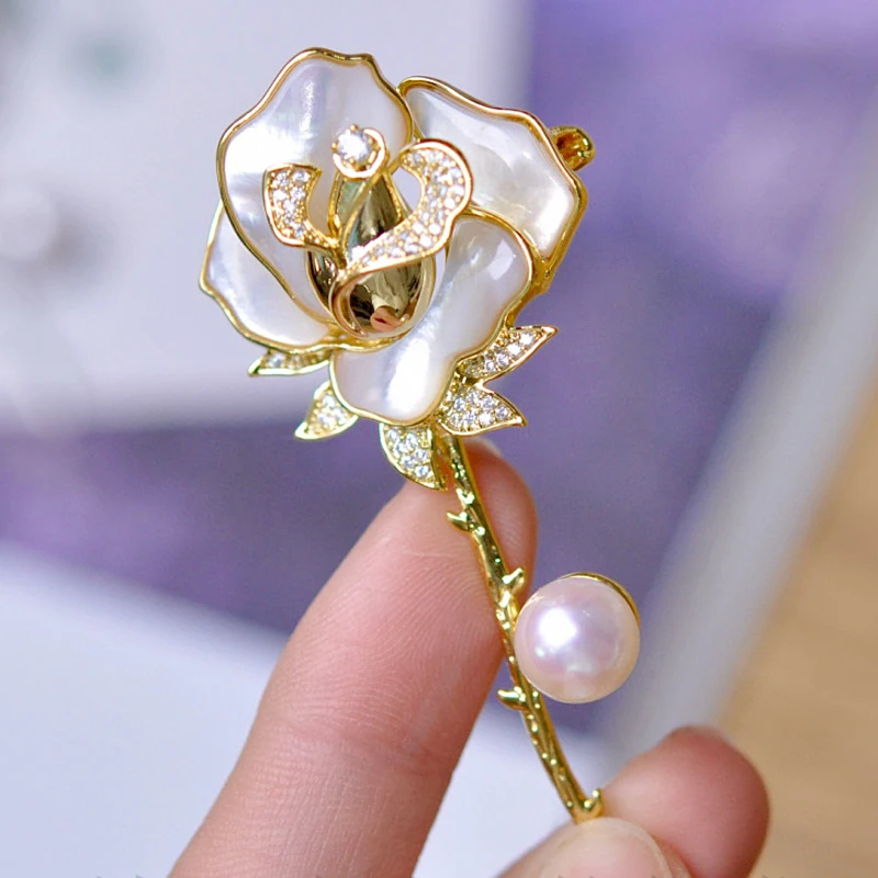 MeibaPJ 12-13mm Natural White Pearl Flower Corsage Brooch Fashion Sweater Jewelry for Women Empty Tray