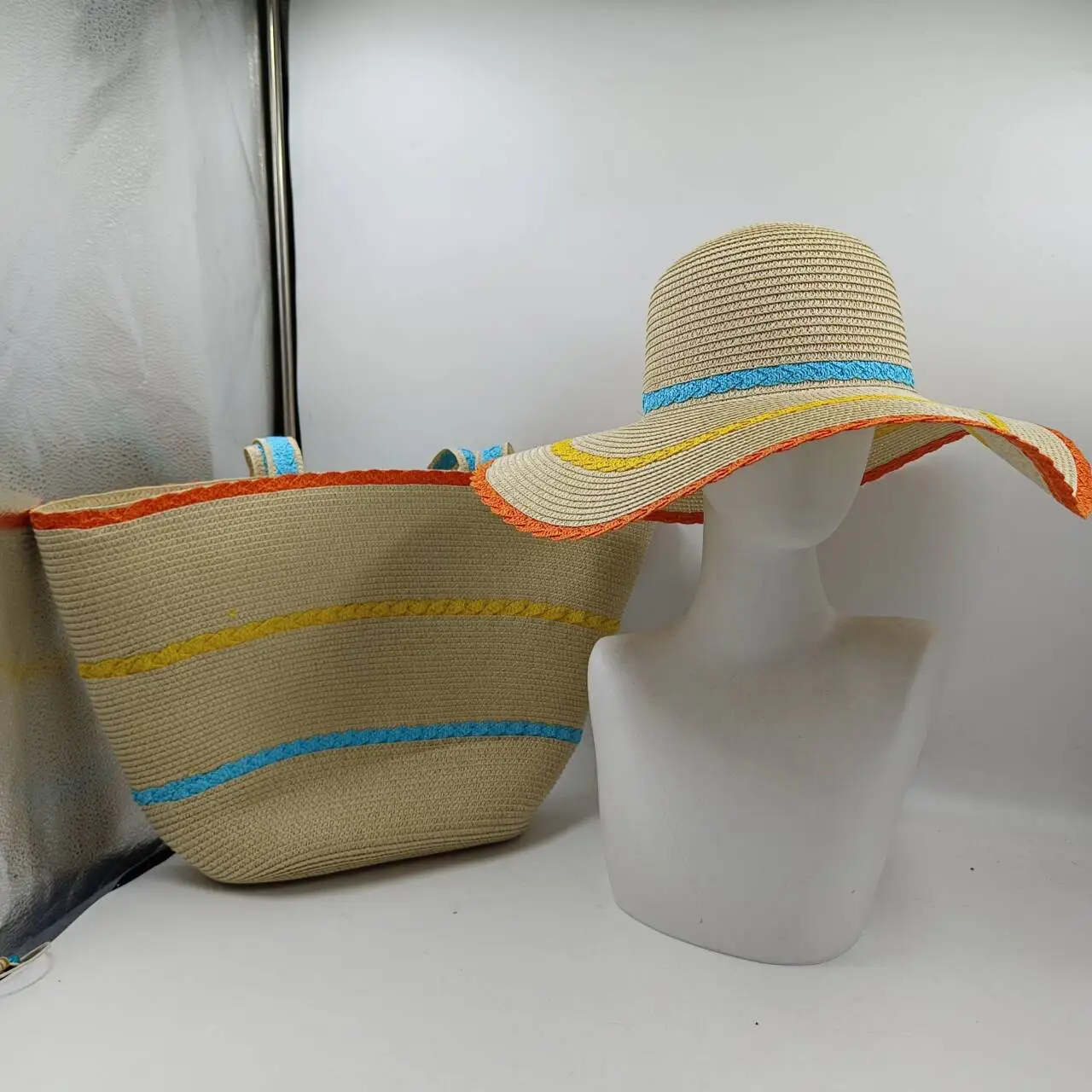 Set Straw Hat and Bag for woman Pure hand woven Retro elegant and gorgeous Designer Vacation Beach 2022 New Straw Hat and Bag