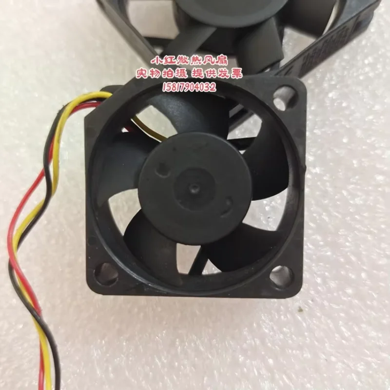 SUNON HA30101V3-1D07C-G99 DC 12V 0.56W 30x30x10mm 3-Wire Server Cooling Fan